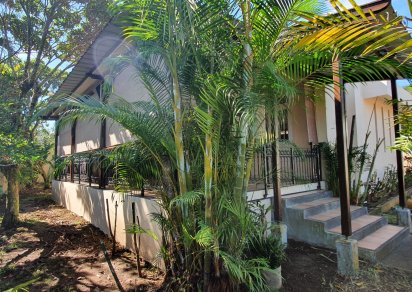 Maison/Villa - 3 chambres - 201 m²