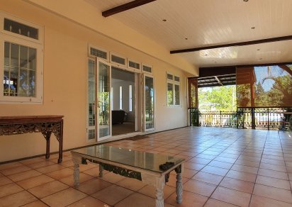 Maison/Villa - 3 chambres - 2160 p²
