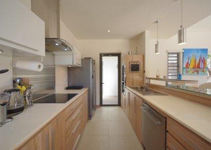 Maison/Villa - 3 chambres - 222 m²