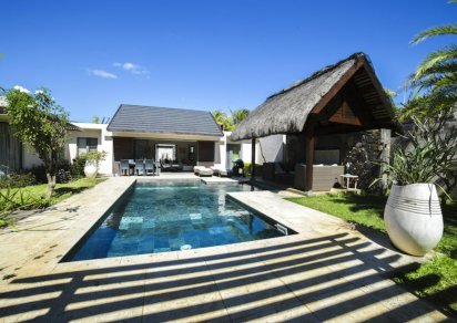 Maison/Villa - 3 chambres - 222 m²