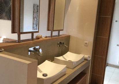 Maison/Villa - 3 chambres - 222 m²