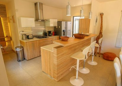 Maison/Villa - 3 chambres - 222 m²