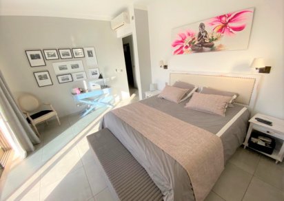 Maison/Villa - 3 chambres - 225 m²