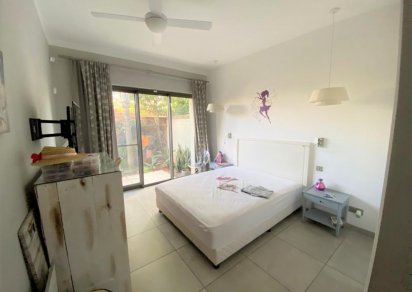 Maison/Villa - 3 chambres - 225 m²