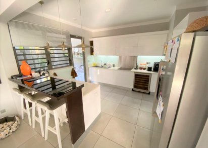 Maison/Villa - 3 chambres - 225 m²