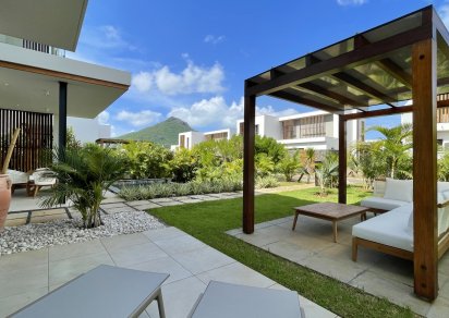 Maison/Villa - 3 chambres - 230 m²