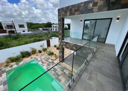 Maison/Villa - 3 chambres - 240 m²