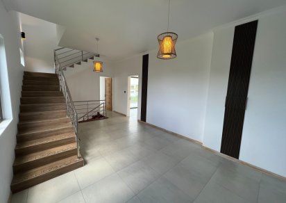 Maison/Villa - 3 chambres - 240 m²