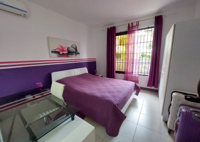 Maison/Villa - 3 chambres - 250 m²