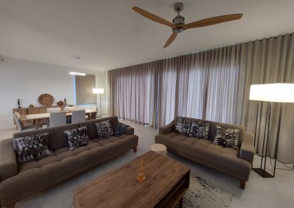 Maison/Villa - 3 chambres - 250 m²