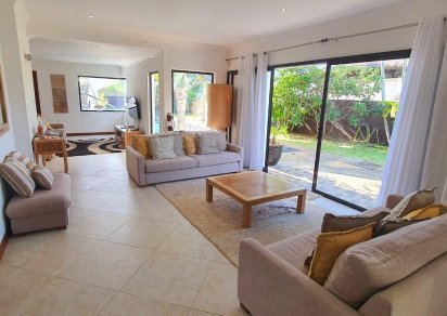 Maison/Villa - 3 chambres - 267 m²