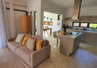Maison/Villa - 3 chambres - 267 m²