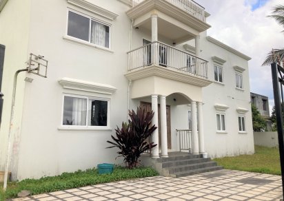 Maison/Villa - 3 chambres - 279 m²