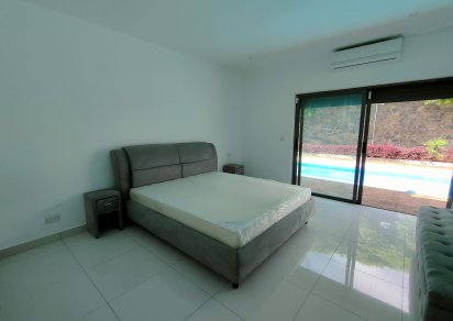 Maison/Villa - 3 chambres - 280 m²