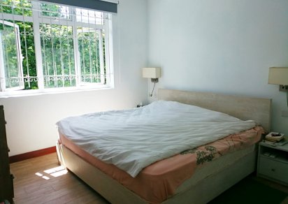 Maison/Villa - 3 chambres - 300 m²
