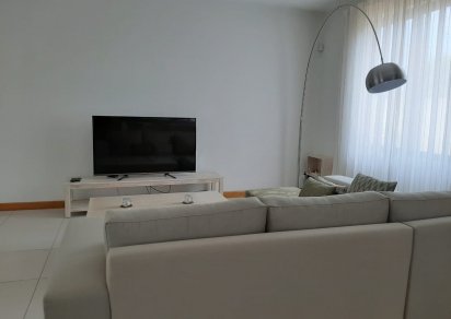 Maison/Villa - 3 chambres - 300 m²