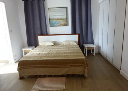 Maison/Villa - 3 chambres - 300 m²