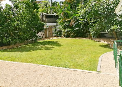 Maison/Villa - 3 chambres - 300 m²