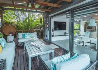 Maison/Villa - 3 chambres - 310 m²