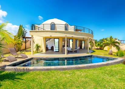 Maison/Villa - 3 chambres - 340 m²