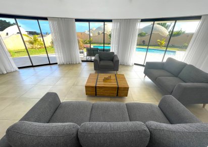 Maison/Villa - 3 chambres - 340 m²