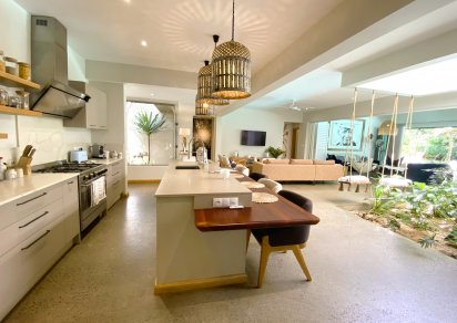 Maison/Villa - 3 chambres - 350 m²
