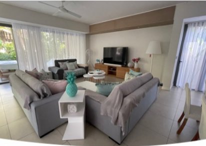 Maison/Villa - 3 chambres - 371 m²