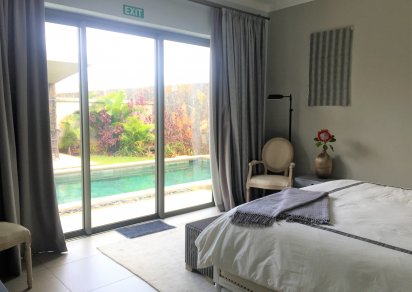Maison/Villa - 3 chambres - 380 m²