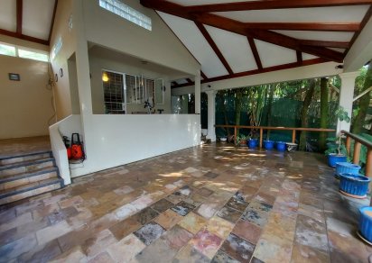 Maison/Villa - 3 chambres - 465 m²