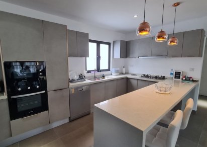 Maison/Villa - 3 chambres - N.S m²