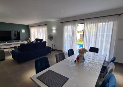 Maison/Villa - 3 chambres - N.S m²