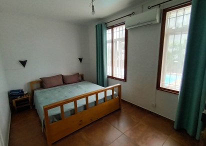 Maison/Villa - 4 chambres - 140 m²