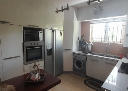 Maison/Villa - 4 chambres - 210 m²