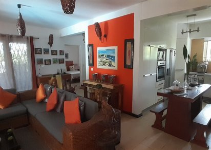 Maison/Villa - 4 chambres - 210 m²