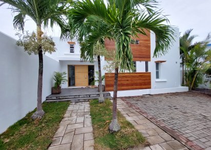 Maison/Villa - 4 chambres - 225 m²