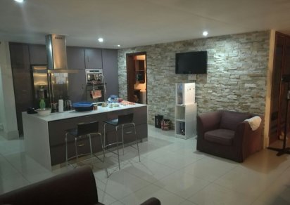 Maison/Villa - 4 chambres - 230 m²
