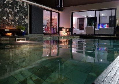 Maison/Villa - 4 chambres - 230 m²