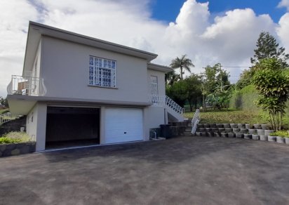 Maison/Villa - 4 chambres - 243 m²
