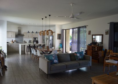 Maison/Villa - 4 chambres - 245 m²