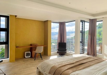 Maison/Villa - 4 chambres - 250 m²