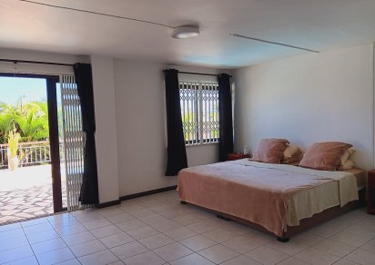 Maison/Villa - 4 chambres - 250 m²
