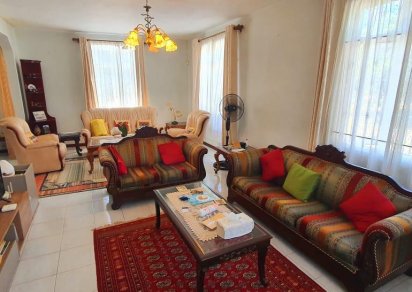 Maison/Villa - 4 chambres - 250 m²
