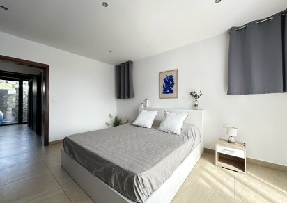Maison/Villa - 4 chambres - 257 m²