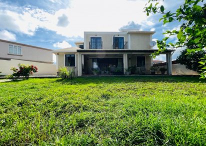 Maison/Villa - 4 chambres - 260 m²