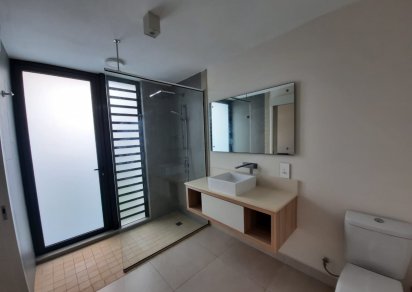 Maison/Villa - 4 chambres - 265 m²
