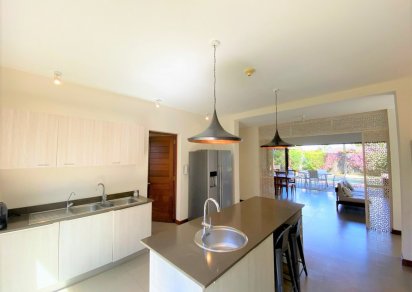 Maison/Villa - 4 chambres - 265 m²