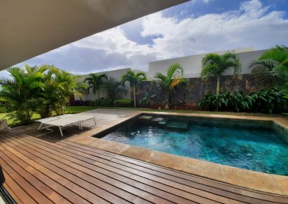 Maison/Villa - 4 chambres - 265 m²