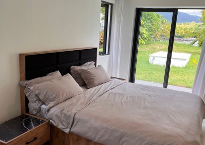 Maison/Villa - 4 chambres - 280 m²