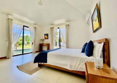 Maison/Villa - 4 chambres - 300 m²