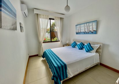 Maison/Villa - 4 chambres - 300 m²